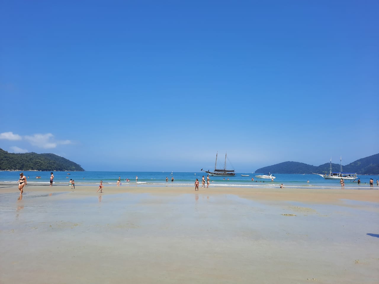 Areia da Praia da Enseada